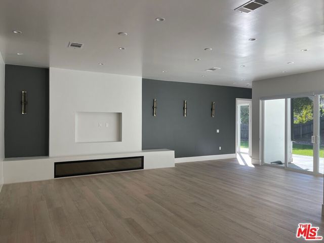 5015 Redwillow Lane, La Canada Flintridge, CA 91011