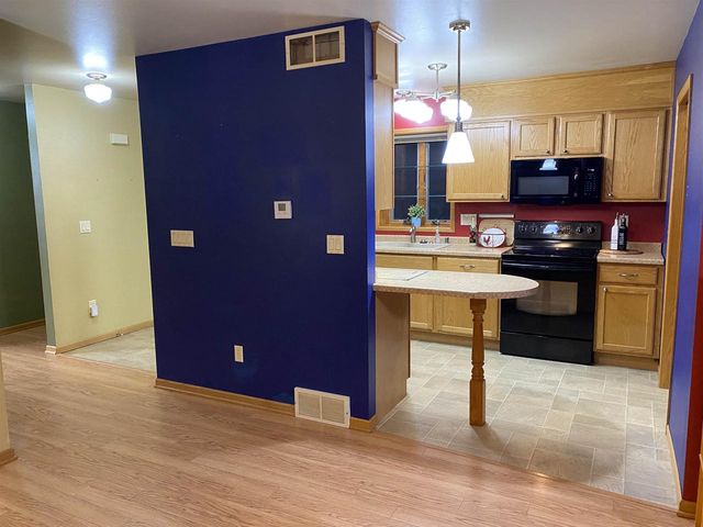 616 Reena Avenue, Fort Atkinson, WI 53538