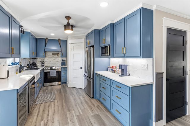 1202 Hillwood Drive, Lewisville, TX 75067