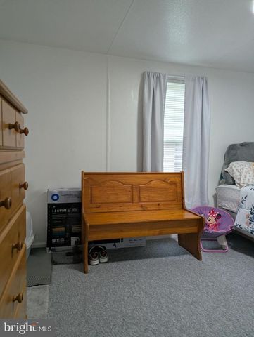 49 ROCKYWOOD LN, Essex, MD 21221