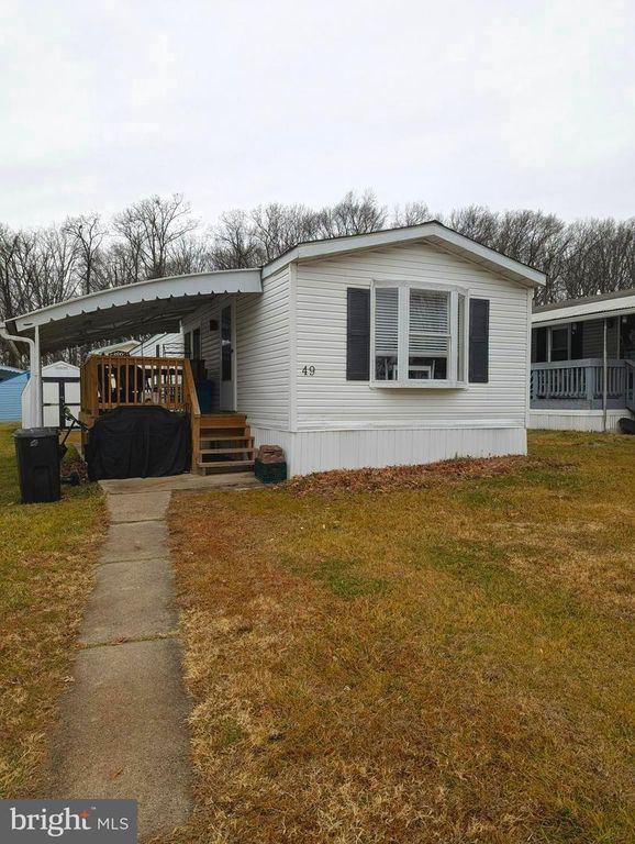 49 ROCKYWOOD LN, Essex, MD 21221