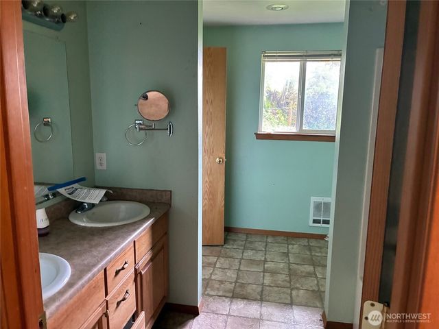 3440 Emma Road, Bellingham, WA 98226