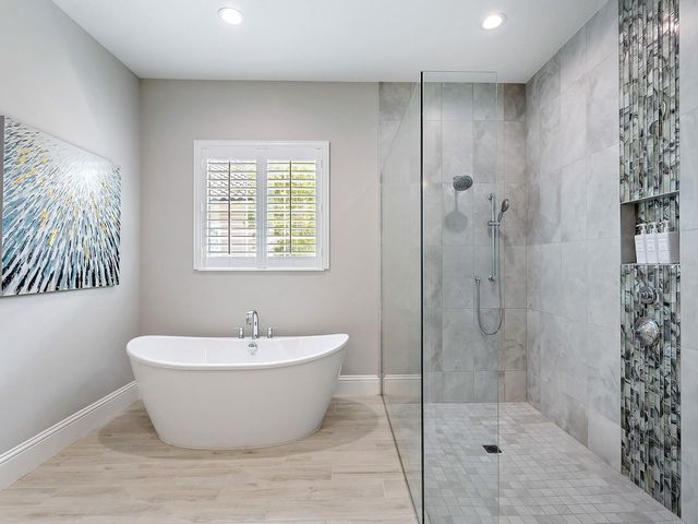 8556 PAVIA WAY, Lakewood Ranch, FL 34202