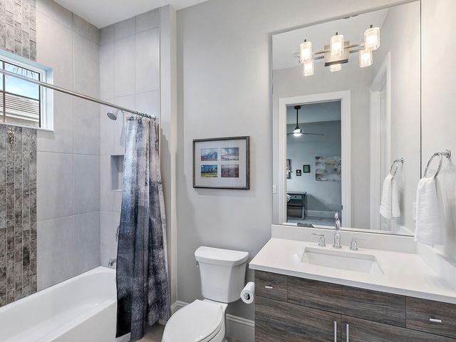 8556 PAVIA WAY, Lakewood Ranch, FL 34202