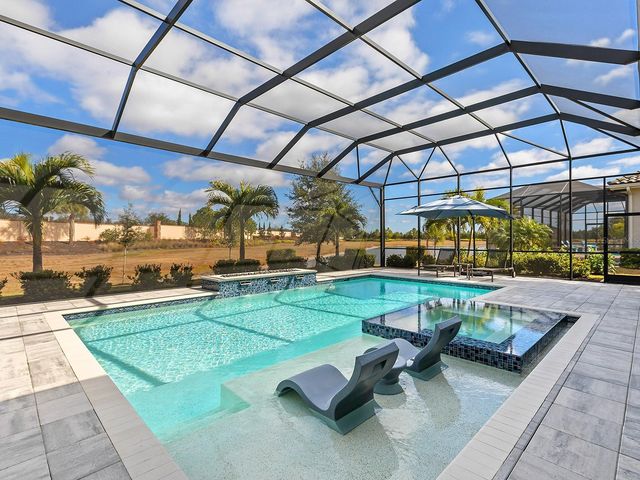 8556 PAVIA WAY, Lakewood Ranch, FL 34202