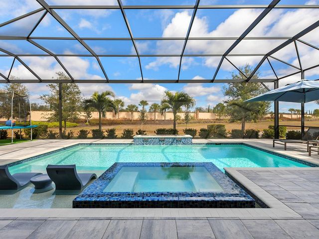 8556 PAVIA WAY, Lakewood Ranch, FL 34202