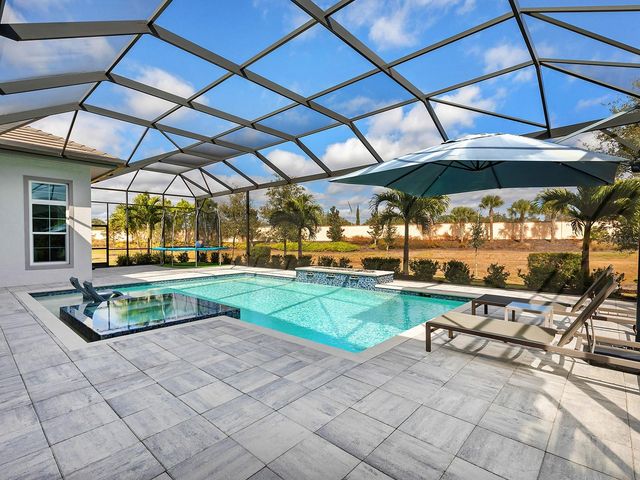 8556 PAVIA WAY, Lakewood Ranch, FL 34202