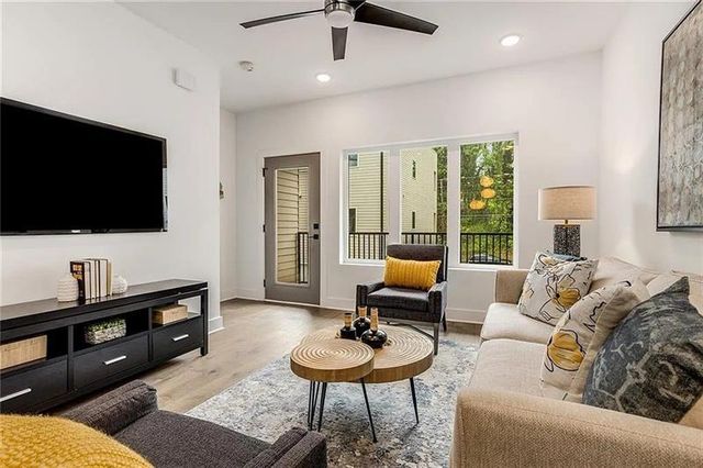 1436 Walker Place SE, Atlanta, GA 30317