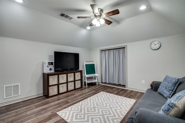 16445 County Road 221, Forney, TX 75126