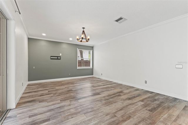 9307 POPLAR CREEK COURT, Tampa, FL 33647