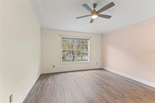 9307 POPLAR CREEK COURT, Tampa, FL 33647