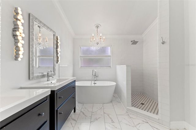 9307 POPLAR CREEK COURT, Tampa, FL 33647