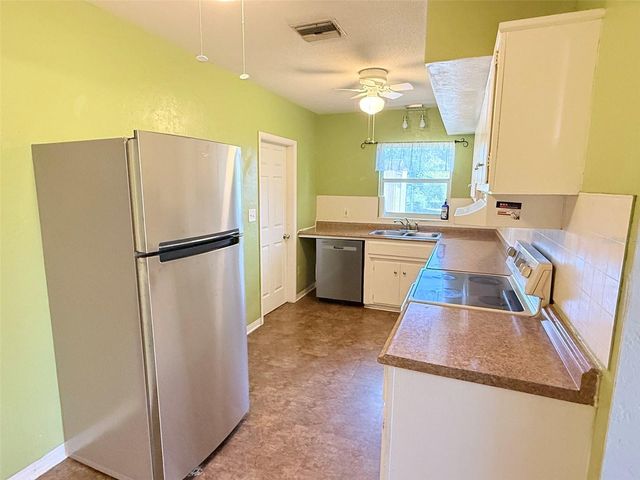 5541 LOWN STREET N South, St Petersburg, FL 33714