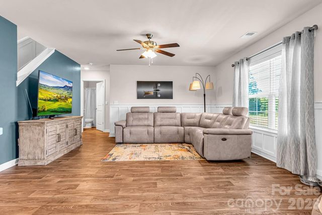 350 Daniel Drive, Lexington, NC 27295