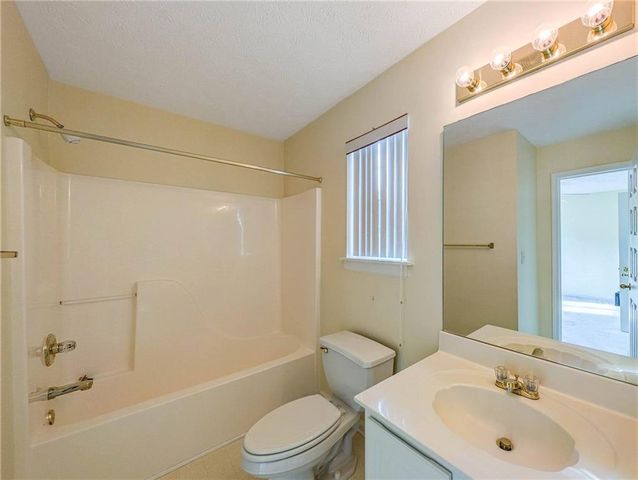 2287 Stancrest Lane, Lawrenceville, GA 30044