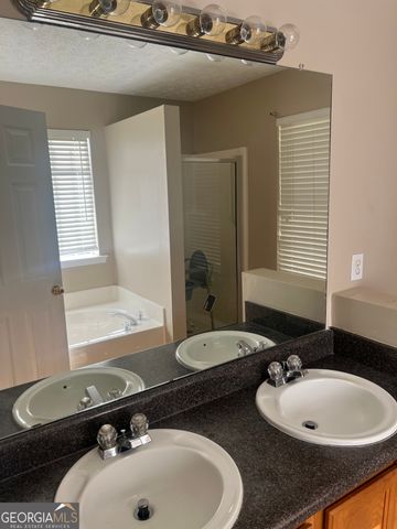 5490 Twin Lakes Drive, South Fulton, GA 30349