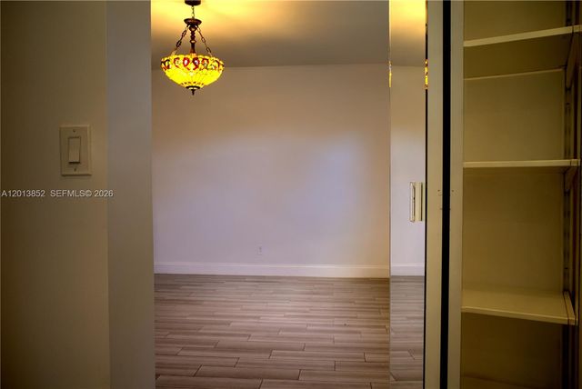 301 SW 5TH ST, Hallandale Beach, FL 33009