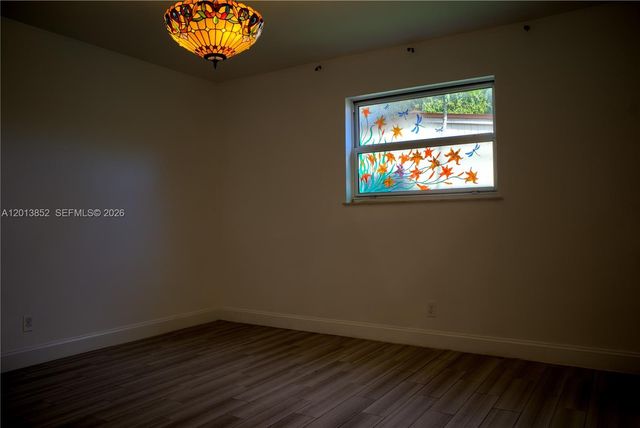 301 SW 5TH ST, Hallandale Beach, FL 33009
