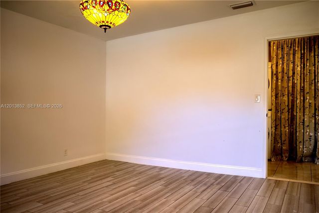 301 SW 5TH ST, Hallandale Beach, FL 33009
