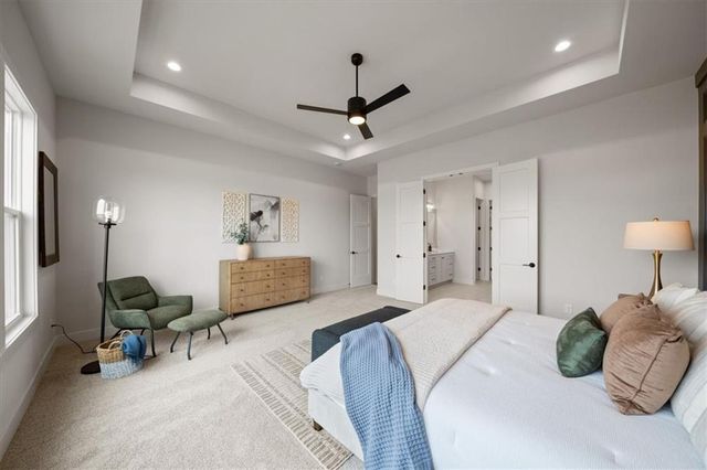 17210 S Heatherwood Street, Olathe, KS 66062