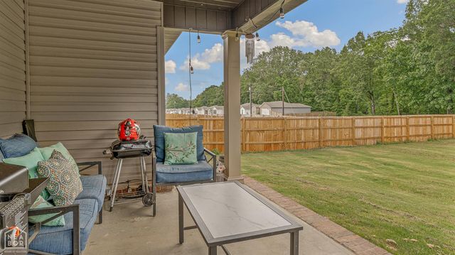 306 Elizabeth Drive, Paragould, AR 72450