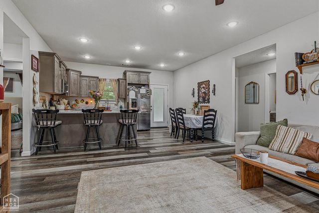 306 Elizabeth Drive, Paragould, AR 72450