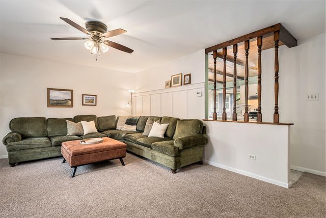 2525 Lakewood Drive, Dyer, IN 46311