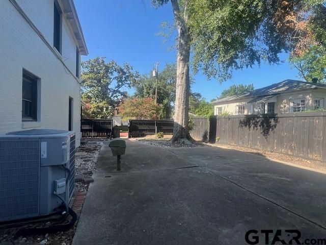 841 S CHILTON AVENUE, Tyler, TX 75701