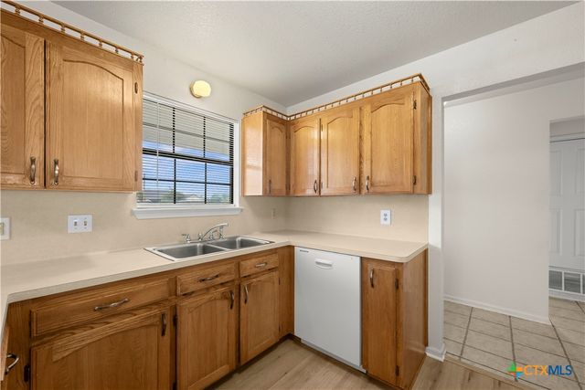 276 County Road 4964, Kempner, TX 76539