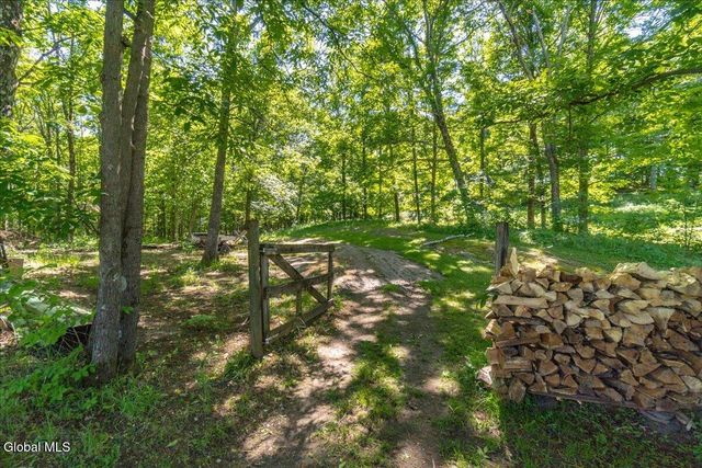 193-199 Brennan Rd Ext, Argyle, NY 12809