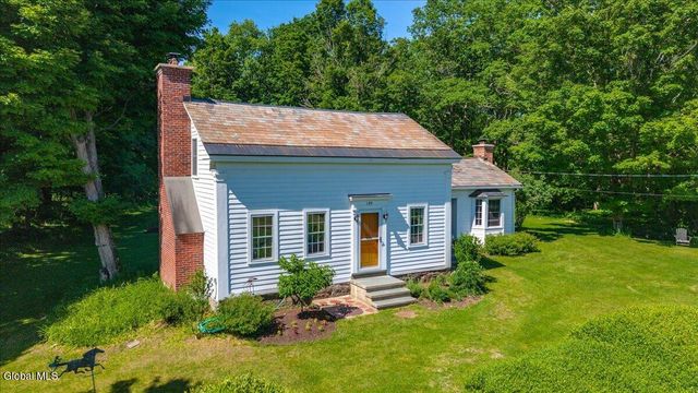 193-199 Brennan Rd Ext, Argyle, NY 12809