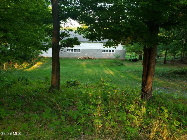 193-199 Brennan Rd Ext, Argyle, NY 12809