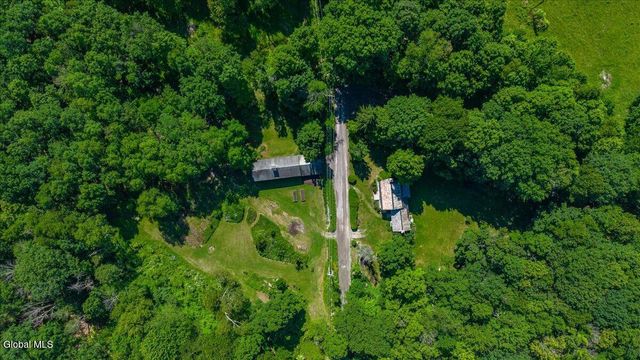 193-199 Brennan Rd Ext, Argyle, NY 12809