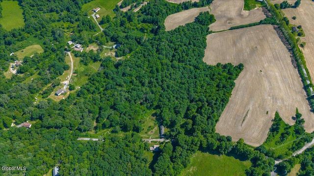 193-199 Brennan Rd Ext, Argyle, NY 12809