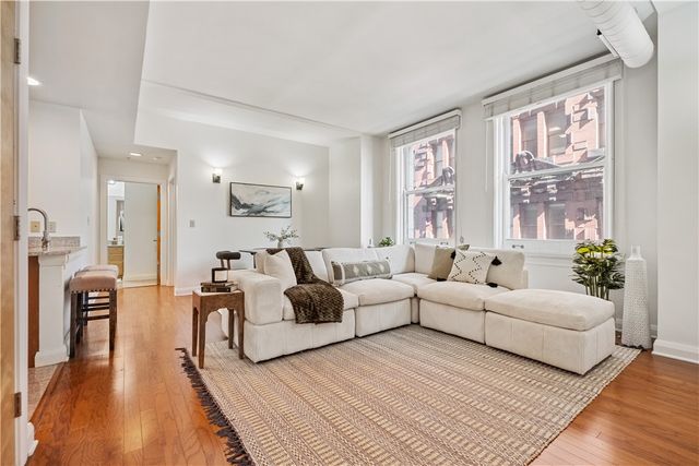 306 4th Ave 501, Downtown Pgh, PA 15222