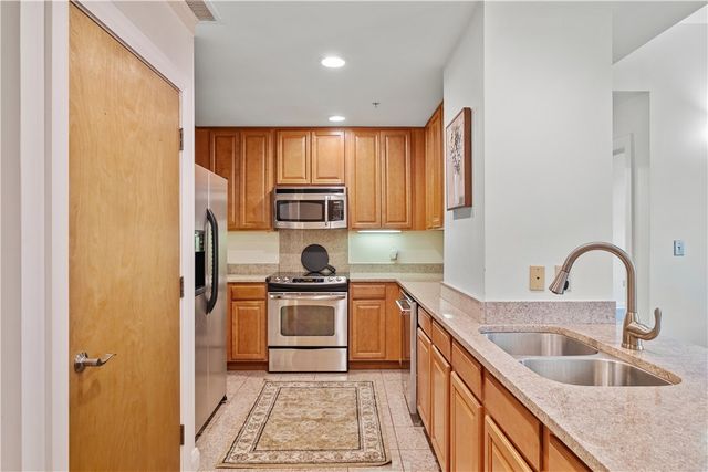 306 4th Ave 501, Downtown Pgh, PA 15222