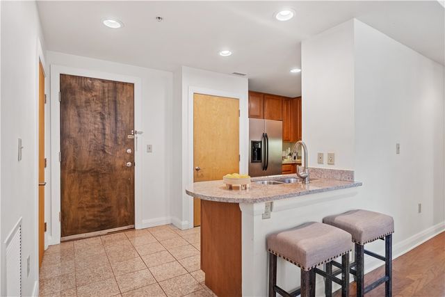 306 4th Ave 501, Downtown Pgh, PA 15222