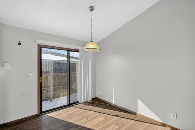 1712 N Brunswick St, Wichita, KS 67212