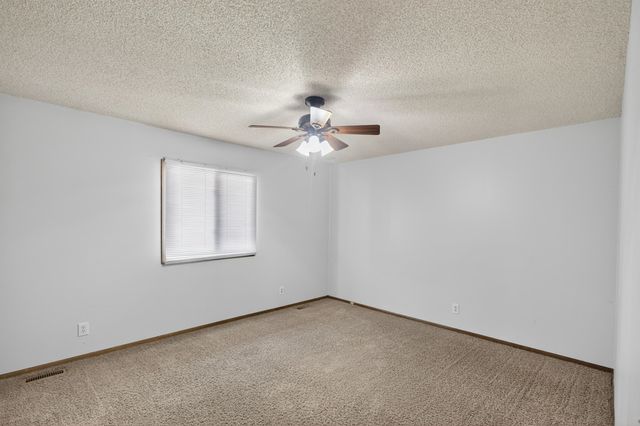 1712 N Brunswick St, Wichita, KS 67212