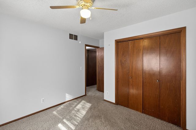 1712 N Brunswick St, Wichita, KS 67212