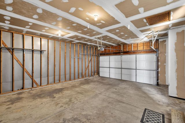 1712 N Brunswick St, Wichita, KS 67212