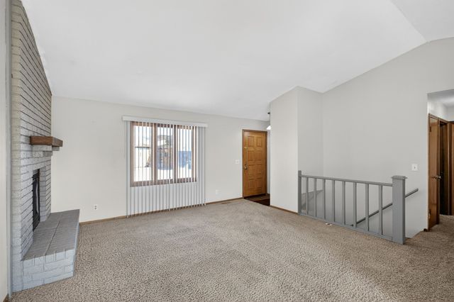 1712 N Brunswick St, Wichita, KS 67212