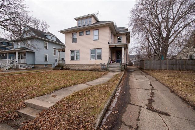 1119 WISCONSIN STREET, Oshkosh, WI 54901