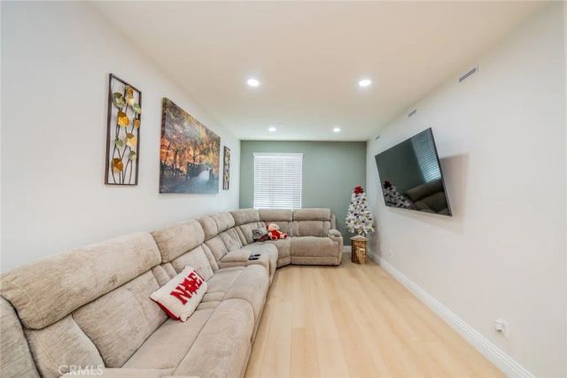 7640 Messina Heights, Highland, CA 92346