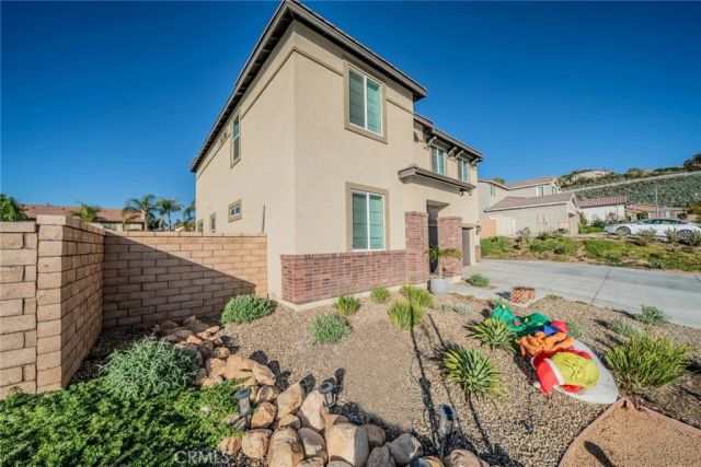 7640 Messina Heights, Highland, CA 92346