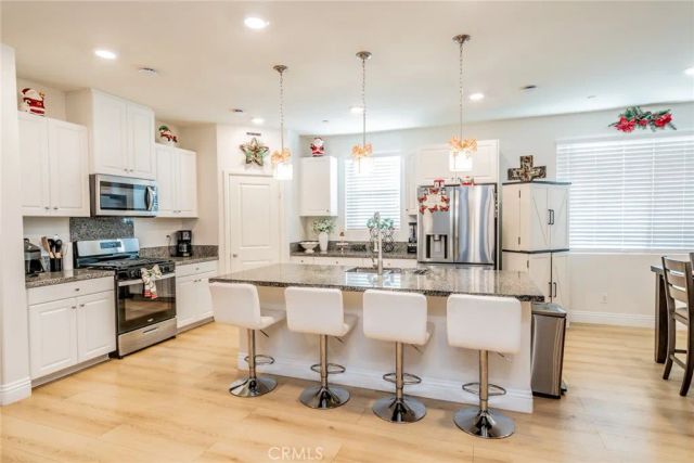 7640 Messina Heights, Highland, CA 92346