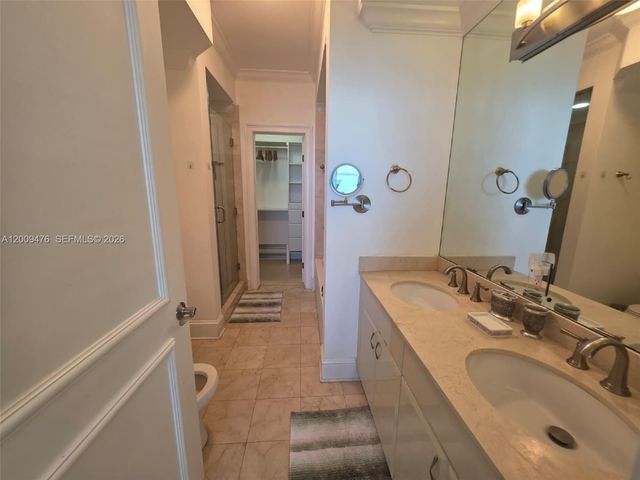 6365 Collins Ave 4311, Miami Beach, FL 33141