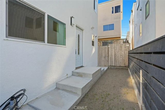 220 39th A, Manhattan Beach, CA 90266