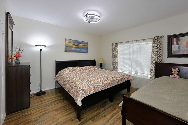 2213 S Braeswood Boulevard 13B, Houston, TX 77030