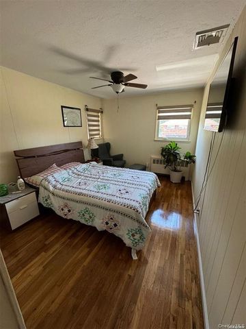 830 Pepperidge Road, Westbury, NY 11590